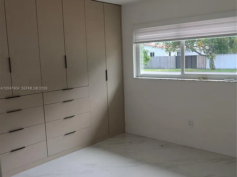 4401 SW 102nd Pl — Photo 6