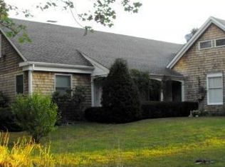 19 Terrace Dr, Barrington, RI 02806