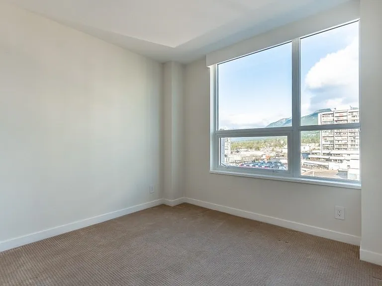 125 E 14th St #709 — Photo 9