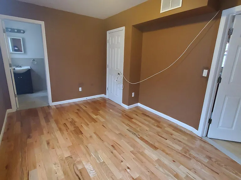 81 Summer Ave #3 — Photo 6