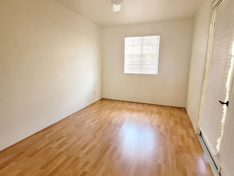 1175 Mokuhano St #G102 — Photo 10