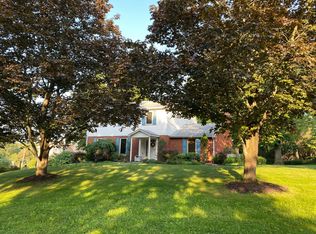 5 Davonshire Dr, Pittsburgh, PA