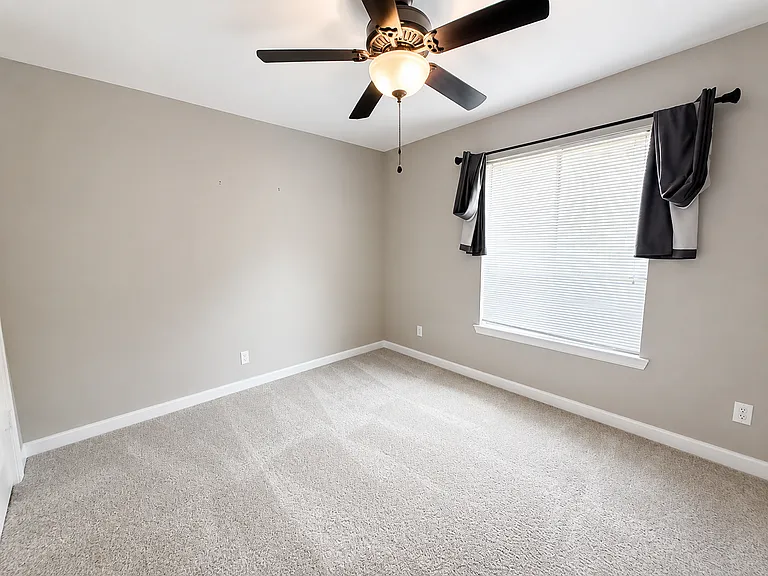 289 Honeysuckle Way — Photo 25