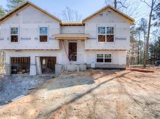 114 Patrick Henry Dr, Ruther Glen, VA 22546