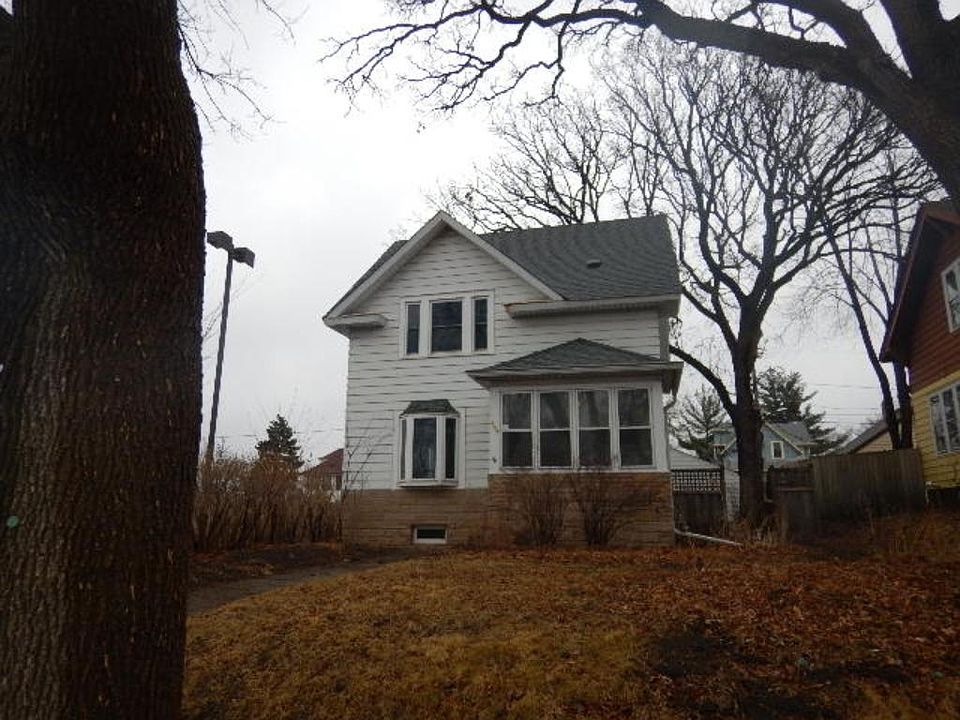 1st image of 464 Beacon Ave