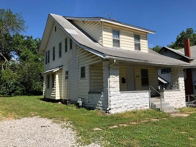 4920 College Ave — Photo 1