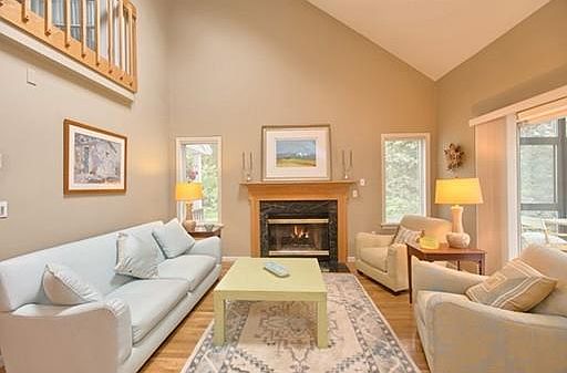3rd image of 161 Westview Dr