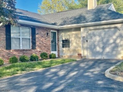 362 Cotswold Pl, Somerset, NJ, 08873
