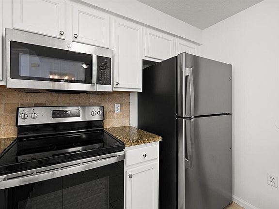 5th image of 155 Galicia Way APT 210