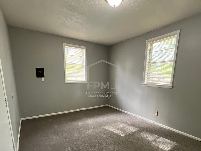1700 Dabbs Ave — Photo 13