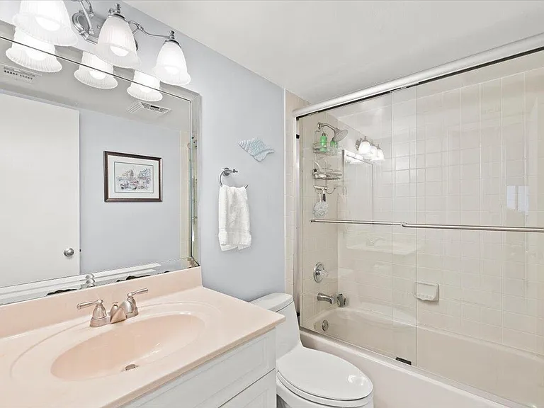 5851 Camino Del Sol #203 — Photo 22