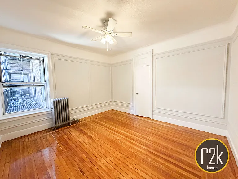 31-69 33rd St #8 — Photo 2