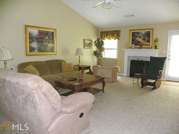 4th image of 2353 Radcliff Dr