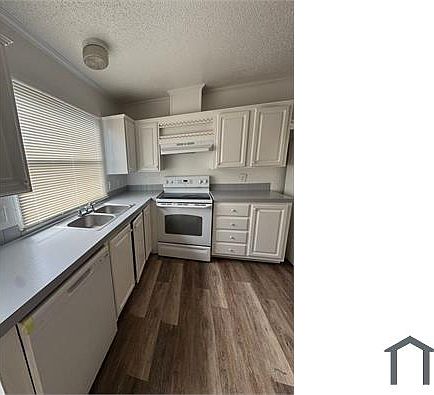 4th image of 11811 Greensbrook Forest Dr