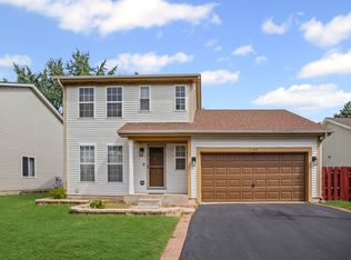 128 Sycamore Ave, Streamwood, IL 60107