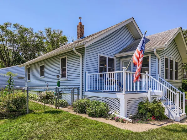3325 30th Ave N, Robbinsdale, MN 55422