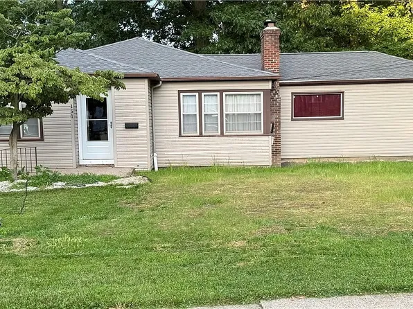 15 Parkgate Ave, Youngstown, OH 44515