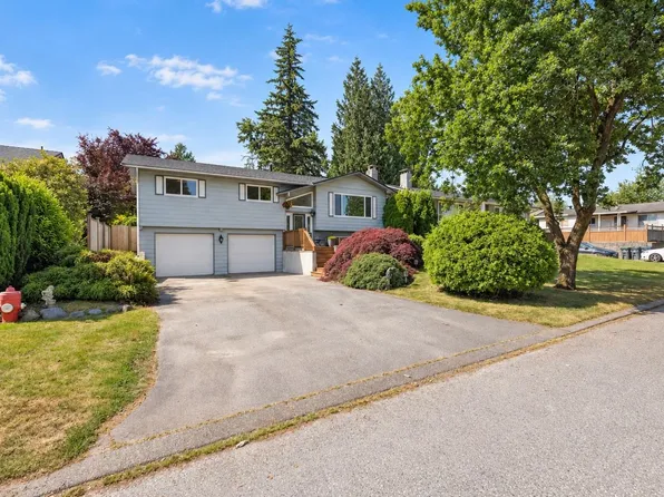 17030 Hereford Pl, Surrey, BC V3S 4X1