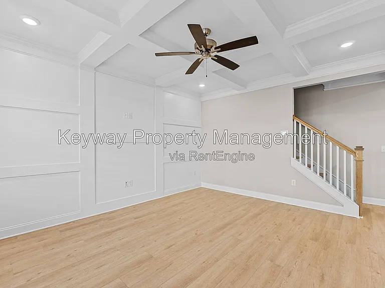 716 Bronze Way — Photo 13