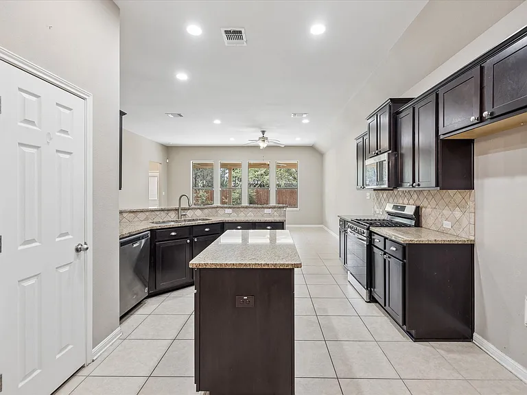 2220 Lookout Range Dr — Photo 29