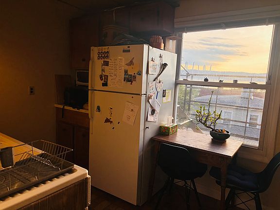 Kitchen faces West and has a view of the river, bridge, and sunsets