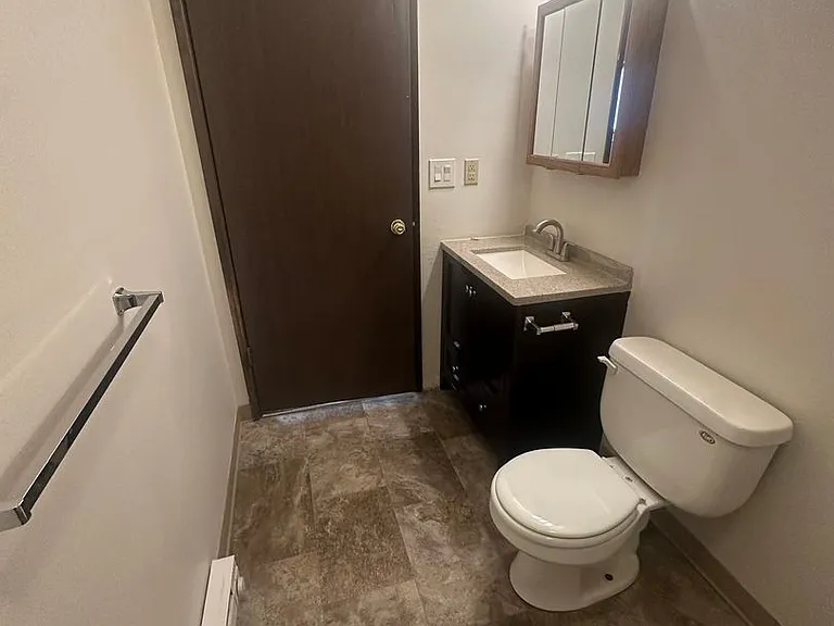 14415-17 E Mission Ct — Photo 18