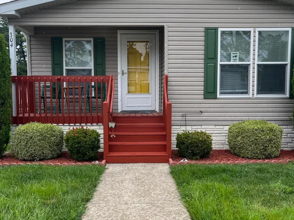 304 Kenwood Court, Whiting, NJ 08759