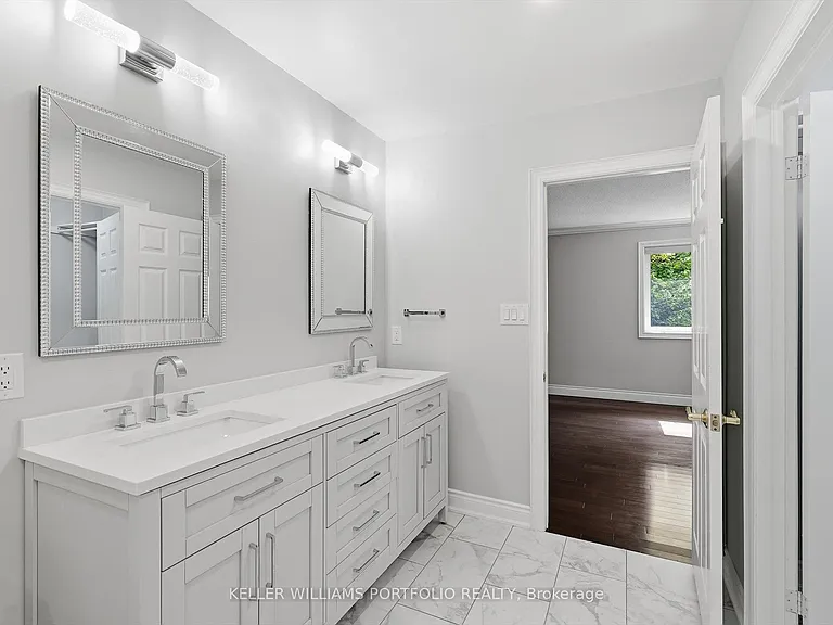 287 Royal Albert Ct — Photo 30