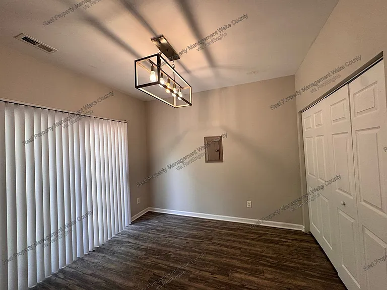 424 Alero Rd — Photo 4