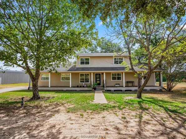 723 Bishop Rd, Huntsville, TX 77320