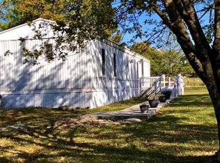 2037 E 530th Rd, Pleasant Hope, MO 65725