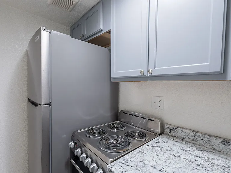 3222 W Indian School Rd — Photo 92