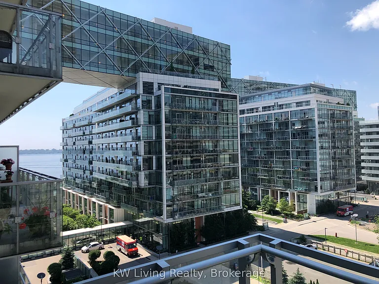 39 Queens Quay E #740 — Photo 10