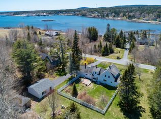18 Lighthouse Point Rd, Prospect Harbor, ME 04669