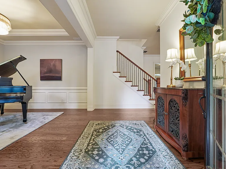 715 Saybeck Way — Photo 54