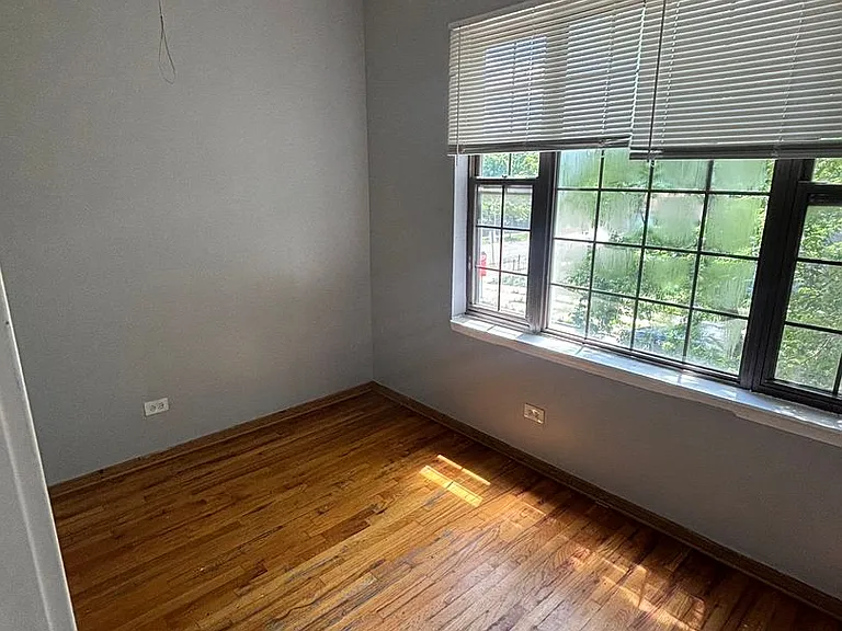 4206 W Van Buren St — Photo 2