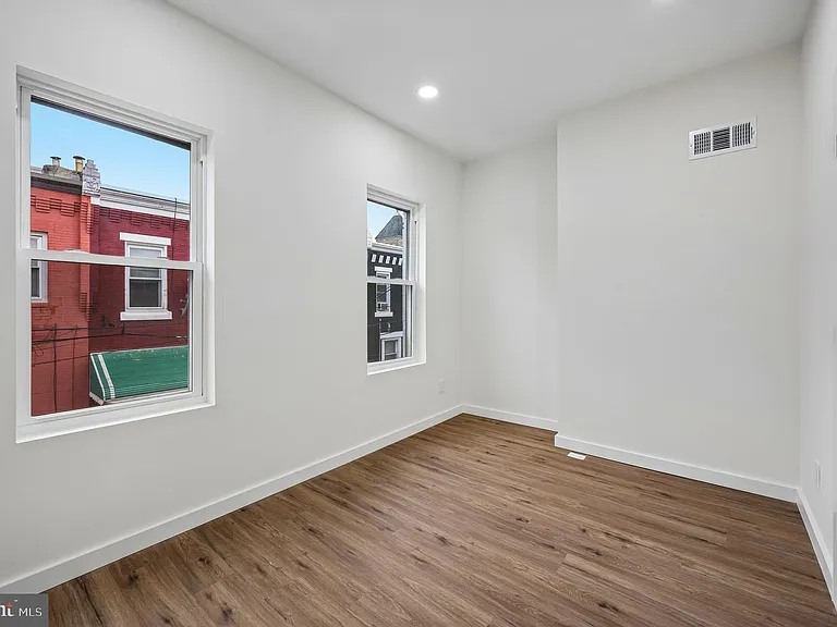 1702 N Stillman St — Photo 10