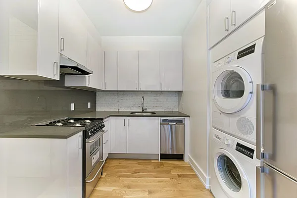 Rented by Manhattan Residential Inc. | media 19