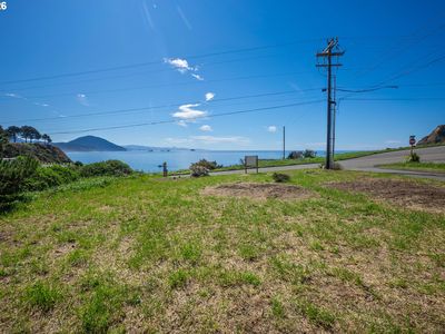 440 5th St, Port Orford, OR, 97465