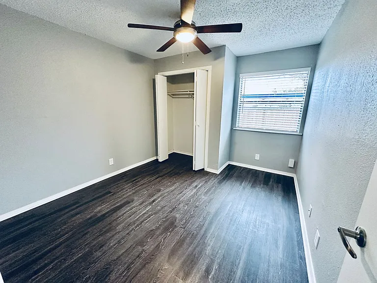 5507 Rose Hill Cir — Photo 15