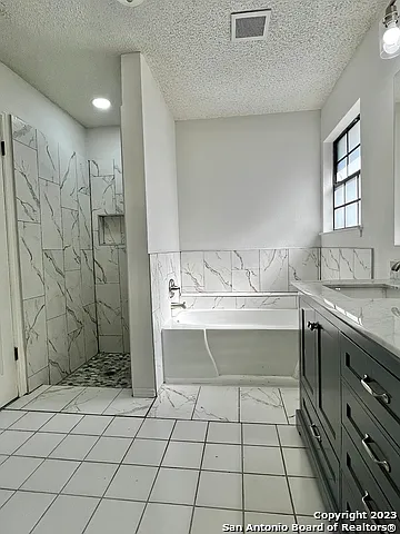 5758 Cedar Cv — Photo 24