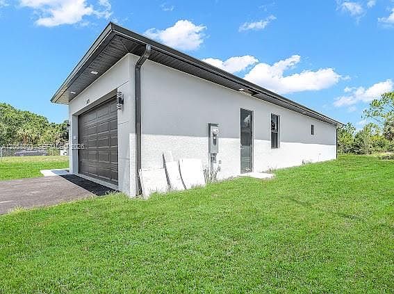 3rd image of 3619 Randall Blvd