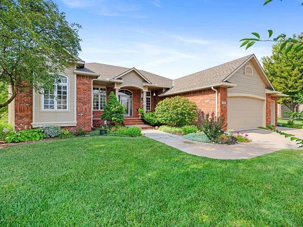 1329 S Auburn Hills Ct, Wichita, KS 67235