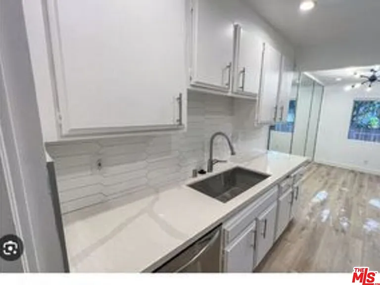 1515 S Beverly Dr #309 — Photo 2