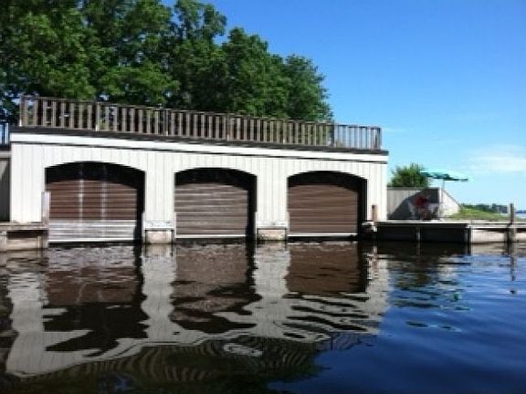5th image of 3385 Walden Ln