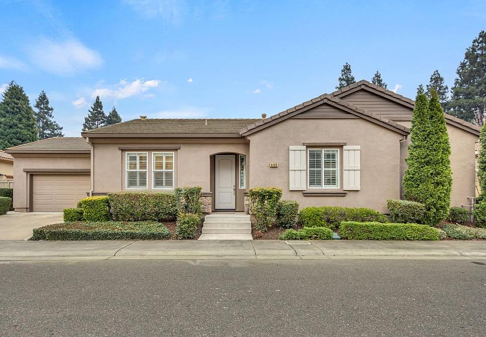 1st image of 8088 Little Isle Ln