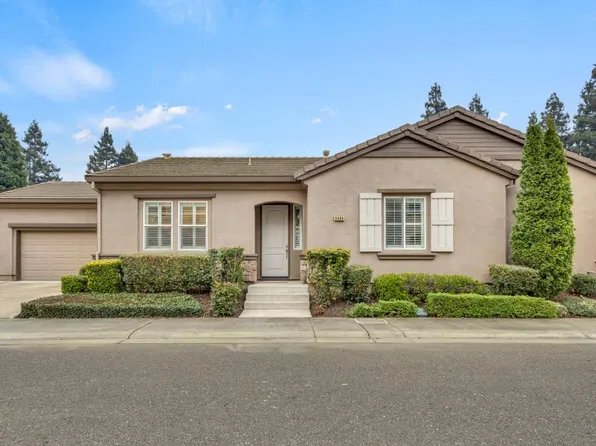 8088 Little Isle Ln, Sacramento, CA 95831