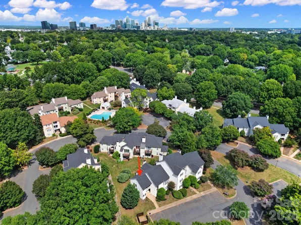 3208 Selwyn Farms Ln APT 6, Charlotte, NC 28209