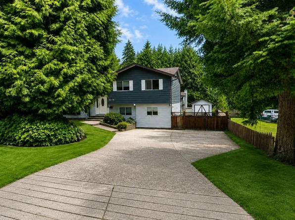 3370 Viewmount Dr, Pt Moody, BC V3H 2M1