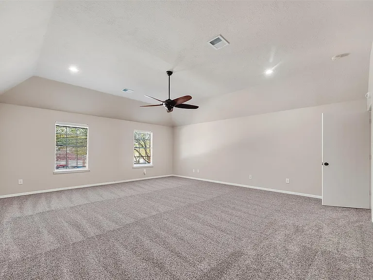 5118 Cherry Blossom Dr — Photo 33